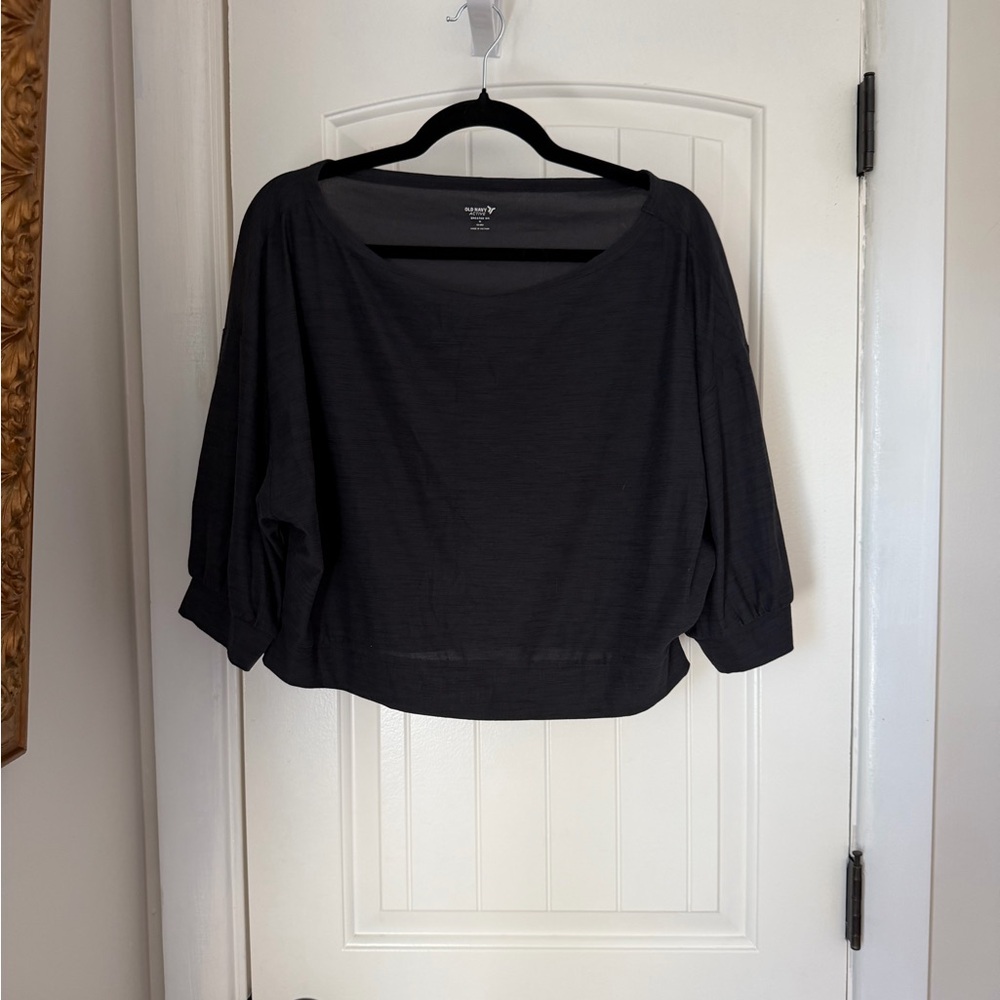 Old Navy Women’s Active Crop Top